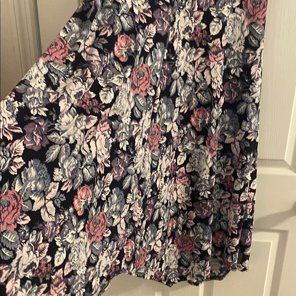 Perceptions Pink Flutter Sleeve V-Neck Sundress - Picture 4 of 4